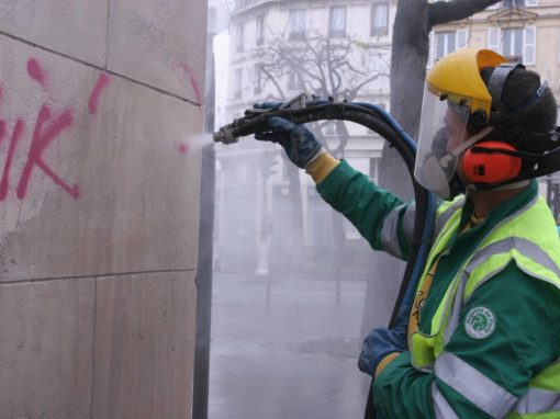 Nettoyage de graffitis